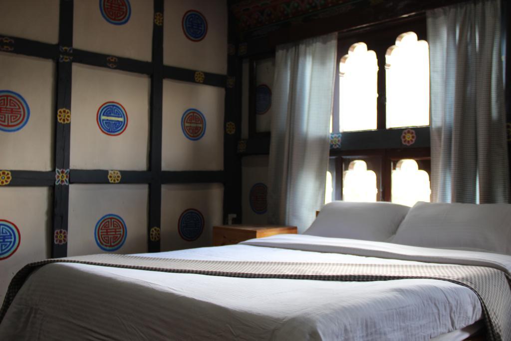 Ama'S Village Lodge Paro Buitenkant foto